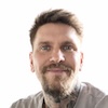 Petri Huttula, grundare av frontness